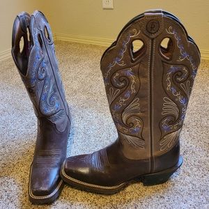 Tony Lama cowboy boots